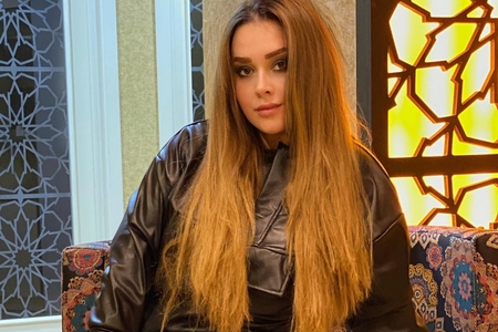 “Azərbaycanda ödəniş edib efirə çıxarmalı ulduz var?” “Azərbaycanda ödəniş edib efirə çıxarmalı ulduz var?”