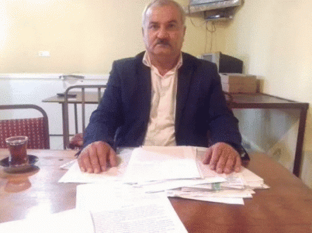 “Məni işdən çıxarıb yerimə taksi sürücüsünü təyin edib...” “Məni işdən çıxarıb yerimə taksi sürücüsünü təyin edib...”