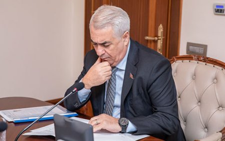 Cavid Qurbanovun MƏRC OYUNU... Cavid Qurbanovun MƏRC OYUNU...