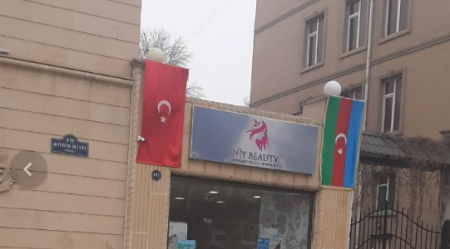Niyazi Bayramov gələndən bu meydan bayraqsız qalıb... Niyazi Bayramov gələndən bu meydan bayraqsız qalıb...
