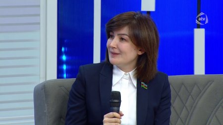 “Jalə Əhmədova seçiciləri təhdid və şantaj edir” “Jalə Əhmədova seçiciləri təhdid və şantaj edir”