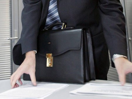 Biznesmen məmurların illərdir yubatdığı saziş Biznesmen məmurların illərdir yubatdığı saziş
