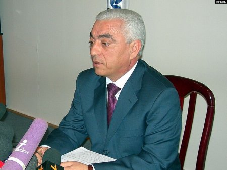 Baba Rzayev MİLYONLARI BELƏ QAZANIRMIŞ... Baba Rzayev MİLYONLARI BELƏ QAZANIRMIŞ...