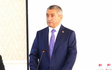 Adil Vəliyevdən ÇİMƏRLİK QADAĞASI DA GƏLDİ... Adil Vəliyevdən ÇİMƏRLİK QADAĞASI DA GƏLDİ...