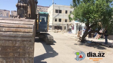 Dükanları sökülən Sahibkarlar Sumqayıt İcra Hakimiyyətini məhkəməyə verdilər Dükanları sökülən Sahibkarlar Sumqayıt İcra Hakimiyyətini məhkəməyə verdilər