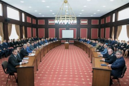 Naxçıvanda Şimali Koreya rejimi: MR-də pəncərələri açmaq cinayət hesab olunur?
