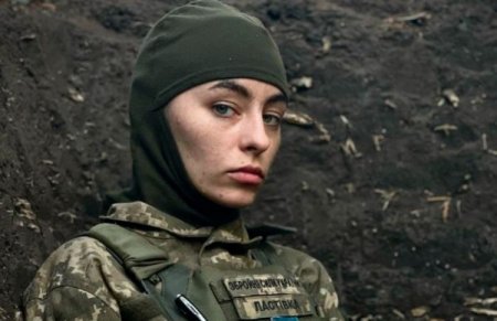 Ukrayna Ordusunun "Qaranquş"u: "Əgər vurmalıyamsa, vuracam" Ukrayna Ordusunun "Qaranquş"u: "Əgər vurmalıyamsa, vuracam"