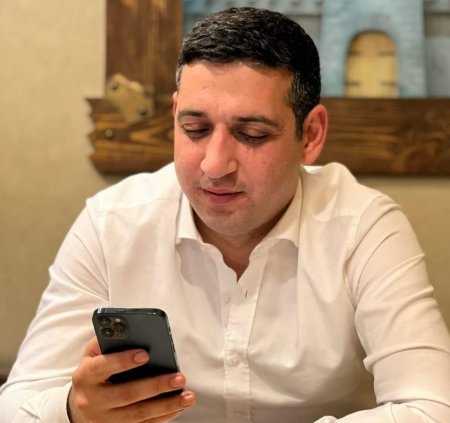 “Anar Məmmədov və qardaşı Yalçın Məmmədov bu qurumu ailə şirkətinə çevirib” “Anar Məmmədov və qardaşı Yalçın Məmmədov bu qurumu ailə şirkətinə çevirib”