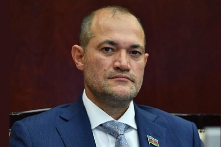Razi Nurullayev xəbər saytına ETİRAZ ETDİ Razi Nurullayev xəbər saytına ETİRAZ ETDİ