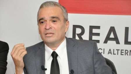 Partiya sədri parlamentlə bağlı yeni təklif irəli sürüb Partiya sədri parlamentlə bağlı yeni təklif irəli sürüb