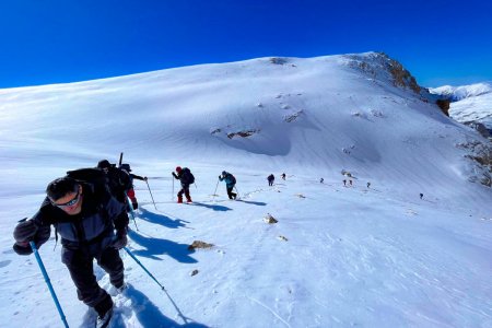 “AzerGold” Heydər Əliyevin yubileyi münasibətilə alpiniada təşkil edib “AzerGold” Heydər Əliyevin yubileyi münasibətilə alpiniada təşkil edib