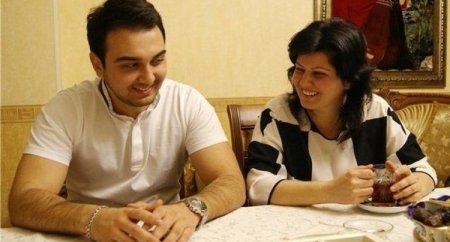 Aşıq Zülfiyyə restoranının bağlanmasından danışdı: Aşıq Zülfiyyə restoranının bağlanmasından danışdı:
