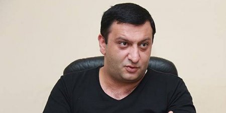 "Təcili yardıma zəng etdikdən sonra 40 dəqiqə gözlədi, amma heç kim gəlmədi" "Təcili yardıma zəng etdikdən sonra 40 dəqiqə gözlədi, amma heç kim gəlmədi"