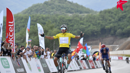 “Bakcell”in dəstəyi ilə keçirilmiş velosiped yarışının ən sürətliləri bəlli oldu “Bakcell”in dəstəyi ilə keçirilmiş velosiped yarışının ən sürətliləri bəlli oldu