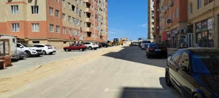 Ağalar Vəliyevin nəyinə lazımdır ki, bu insanlar öldümü... qaldımı... Ağalar Vəliyevin nəyinə lazımdır ki, bu insanlar öldümü... qaldımı...