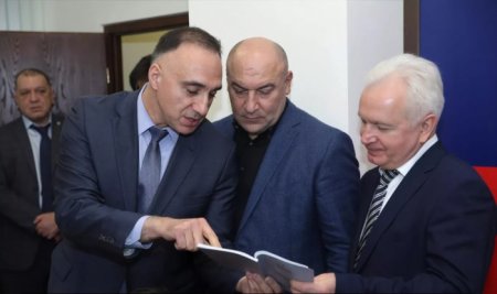 Rusiya Ermənistanda Putinin layihəsinin icrasına başlayır Rusiya Ermənistanda Putinin layihəsinin icrasına başlayır
