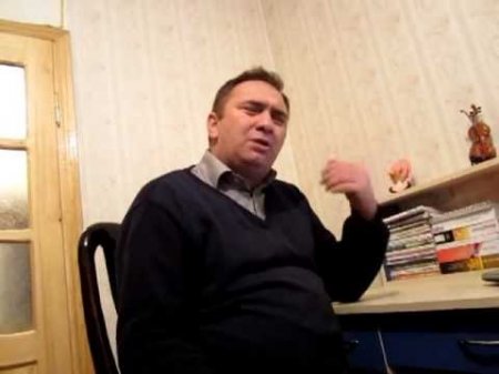 "Buyurun, siz də öz üzərinizə düşən ən primitiv vəzifəni yerinə yetirin..." "Buyurun, siz də öz üzərinizə düşən ən primitiv vəzifəni yerinə yetirin..."