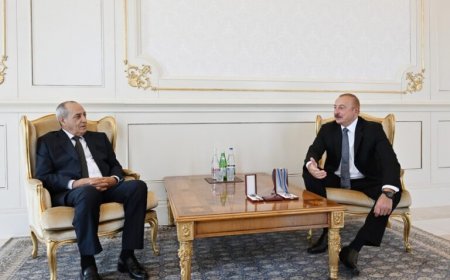 Rasim Balayev: “Mənim dediklərim yaltaqlıq deyil” Rasim Balayev: “Mənim dediklərim yaltaqlıq deyil”