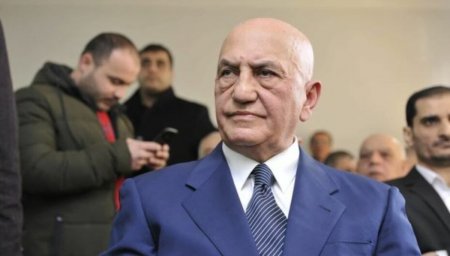 Ədliyyə Nazirliyi Əli İnsanova da “yox” dedi Ədliyyə Nazirliyi Əli İnsanova da “yox” dedi