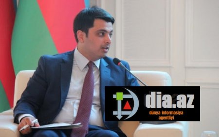 "Başçının müavini məni aldadıb qız nömrəsi verib, sonra mənə gülür" "Başçının müavini məni aldadıb qız nömrəsi verib, sonra mənə gülür"