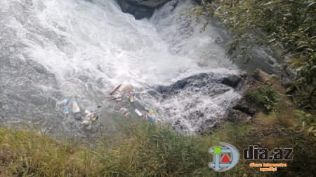 Nədən turistlər Azərbaycanı seçmir... Çünki bizlər Azərbaycanı sevmirik... Nədən turistlər Azərbaycanı seçmir... Çünki bizlər Azərbaycanı sevmirik...