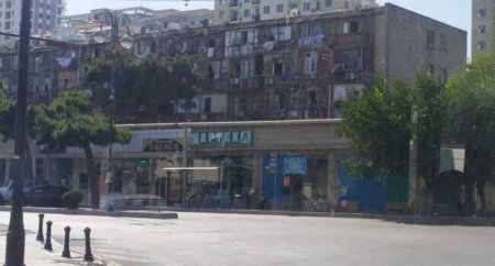 Elşad Həsənov QOSQOCA YASAMALI necə xarabalığa çevirir... Elşad Həsənov QOSQOCA YASAMALI necə xarabalığa çevirir...