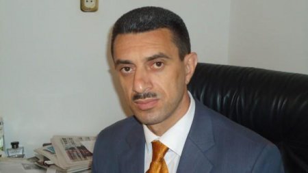 "Bəzi hallarda qalstuksuz görüşlərdə daha ciddi uğurlar əldə edilib" "Bəzi hallarda qalstuksuz görüşlərdə daha ciddi uğurlar əldə edilib"