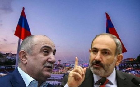 Xankəndindan qaçan Samvel Babayan İrəvanda ikili oyunlara başladı... Xankəndindan qaçan Samvel Babayan İrəvanda ikili oyunlara başladı...