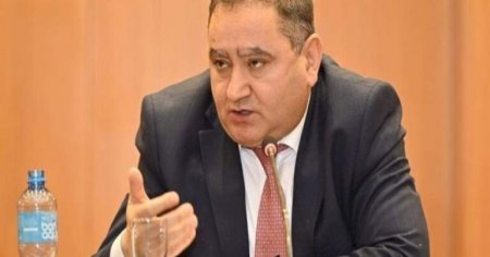 "Savadsızlıq kabusu dolaşmaqdadır" "Savadsızlıq kabusu dolaşmaqdadır"