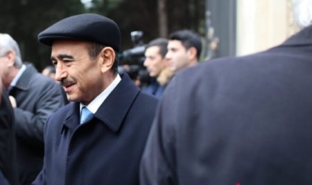 Əli Həsənov Xankəndidə bayrağımızın ucalmasına BELƏ REAKSİYA VERDİ...