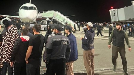 Qafqazlılar yəhudilərə qarşı: “Vur və Fələstini xilas et!” Qafqazlılar yəhudilərə qarşı: “Vur və Fələstini xilas et!”
