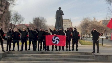 Erməni millətçiləri ayağa qalxdı: Erməni millətçiləri ayağa qalxdı: