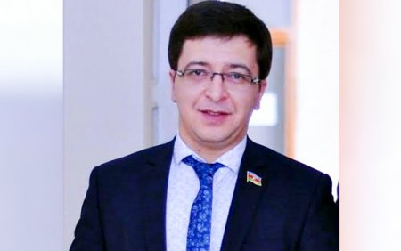 "Statut söhbəti isə özündə növbəti manipulyasiyanı, spekulyasiyanı ehtiva edir" "Statut söhbəti isə özündə növbəti manipulyasiyanı, spekulyasiyanı ehtiva edir"