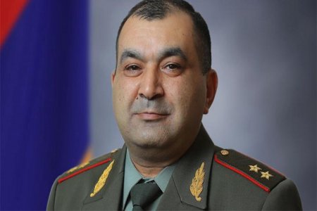 Ermənistan Silahlı Qüvvələrinin Baş Qərargah rəisinin keçmiş müavini həbs edilib Ermənistan Silahlı Qüvvələrinin Baş Qərargah rəisinin keçmiş müavini həbs edilib