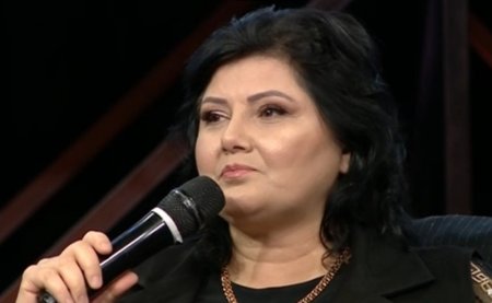 "Həkimin dediyinə görə, insulin dirənci pozulub..." "Həkimin dediyinə görə, insulin dirənci pozulub..."