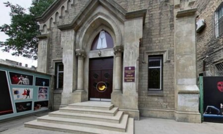 Pantomima Teatrında 332 minlik mənimsəmə ittihamı... Pantomima Teatrında 332 minlik mənimsəmə ittihamı...