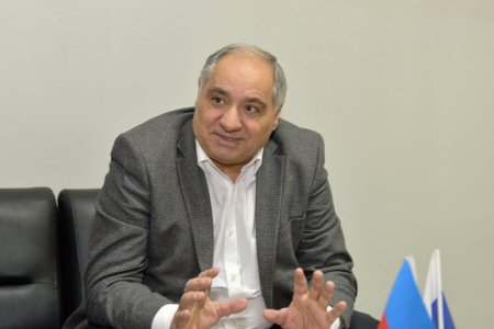 "Bir adamın beyni, zehni, düşüncəsi “kötükləşəndən” sonra onu bərpa etmək çətin olur" "Bir adamın beyni, zehni, düşüncəsi “kötükləşəndən” sonra onu bərpa etmək çətin olur"