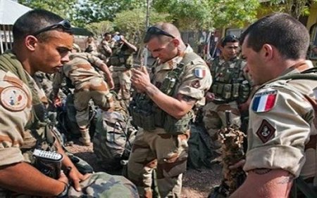 Fransalı gənclər Ukraynada ölmək istəmirlər... Fransalı gənclər Ukraynada ölmək istəmirlər...