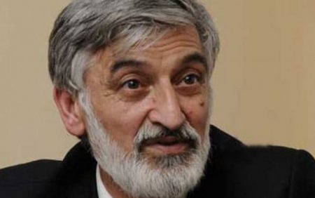 “Ulduz xəstəliyinə tutulublar, elə bilirlər ki, oxumasalar da aktyordurlar” “Ulduz xəstəliyinə tutulublar, elə bilirlər ki, oxumasalar da aktyordurlar”