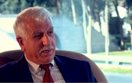 “Yaxşı tamaşa üçün birinci şərt budur ki...” “Yaxşı tamaşa üçün birinci şərt budur ki...”