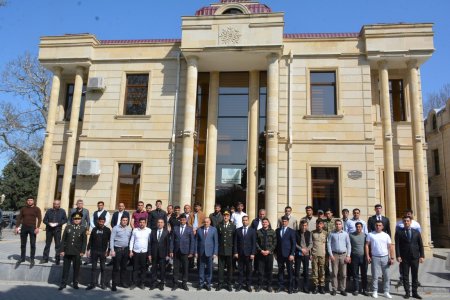 Tərtər rayonunda bir qrup Vətən müharibəsi iştirakçısına müharibə veteranı vəsiqəsi təqdim olunub