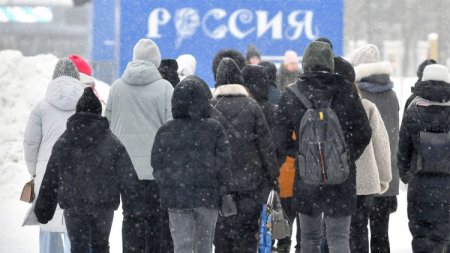 Putin rusların axırına necə çıxır... Putin rusların axırına necə çıxır...