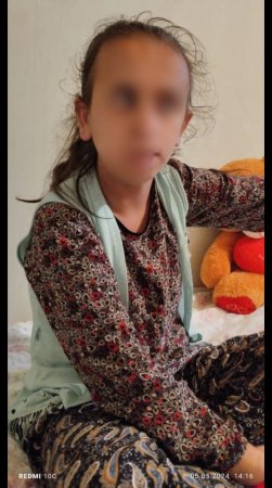 “Anadangəlmə fiziki-qüsurlu qızımın 3 il ala bilmədiyi pensiyasını vermirlər, borca-xərcə düşmüşəm” “Anadangəlmə fiziki-qüsurlu qızımın 3 il ala bilmədiyi pensiyasını vermirlər, borca-xərcə düşmüşəm”