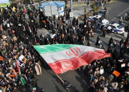 "İranda daxili qarşıdurmalar artacaq" 