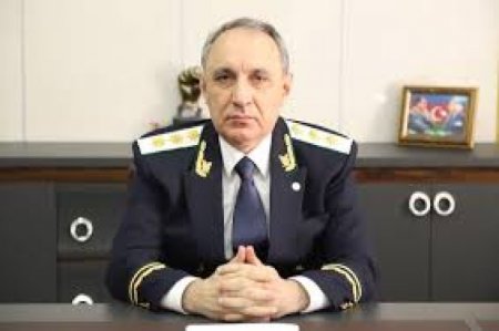 Kamran Əliyev 2 prokuroru GÖRƏVDƏN ALDI