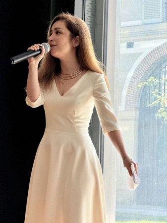 Fransada azərbaycanlı sənətçilərin poeziya axşamı keçirilib Fransada azərbaycanlı sənətçilərin poeziya axşamı keçirilib