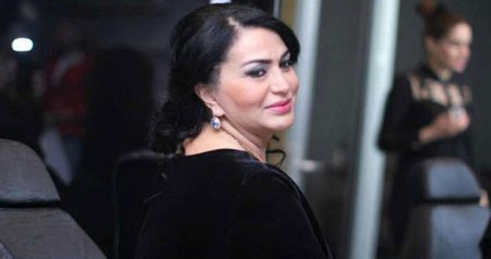 "Musiqiyə qazanc yeri kimi baxmaq lazım deyil" "Musiqiyə qazanc yeri kimi baxmaq lazım deyil"