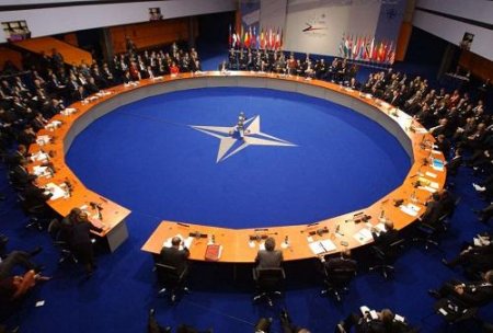 Vaşinqtonun NATO üzvlərindən tələbi nədir? Vaşinqtonun NATO üzvlərindən tələbi nədir?