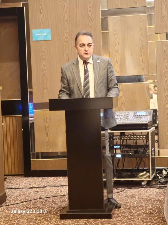 Ramil Osmanlı sədr seçildi, köhnə sədr tanımadı