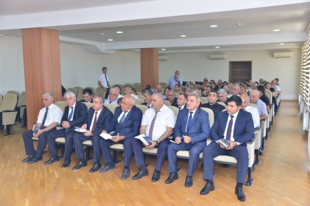Süleyman Mikayılovun Müşviqabad qəsəbəsində səyyar qəbulu keçirilıb Süleyman Mikayılovun Müşviqabad qəsəbəsində səyyar qəbulu keçirilıb